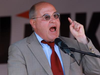 Die die Doppelspitze der Linksfraktion soll aus Mann und Frau aus Ost und West bestehen. Der Druck auf Gregor Gysi wächst. Gysi