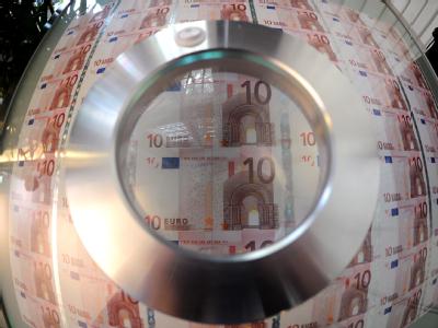 Der Hartz-IV-Regelsatz für Langzeitarbeitslose soll Anfang 2012 um zehn Euro steigen. (Symbolbild) Hartz IV