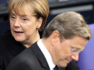 Bundeskanzlerin Merkel und Außenminister Westerwelle im Bundestag. Im Bundestag