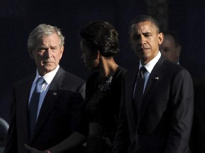 US-Präsident Barak Obama mit Frau und seinem Vorgänger George W. Bush am Ground Zero. Obama und Bush