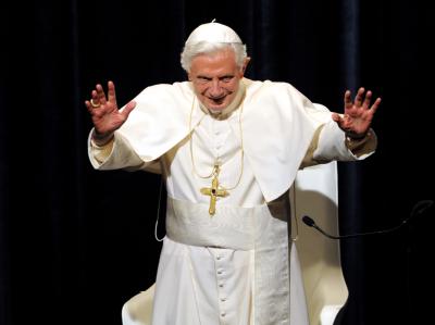 Papst Benedikt XVI. spricht in Freiburg. Papst Benedikt XVI. besucht Deutschland