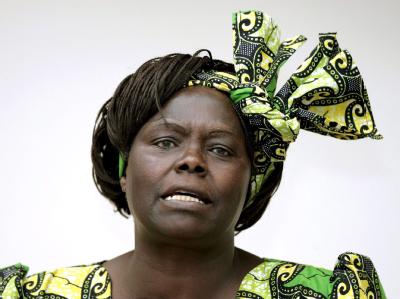 Die Umweltschützerin und Menschenrechtlerin Wangari Maathai aus Kenia wurde 2005 für ihren Einsatz für eine «nachhaltige Umweltentwicklung sowie Demokratie und Frieden» in ganz Afrika geehrt. Archivfoto: Benoit Doppagne Wangari Maathaii