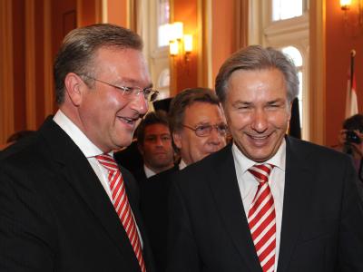 Kommen womöglich sehr bald ins Gespräch: Frank Henkel (CDU) und Klaus Wowereit (SPD). Henkel und Wowereit