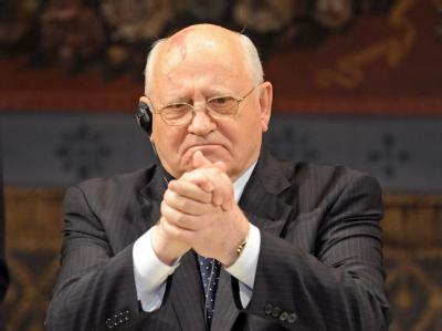 Michail Gorbatschow glaubt nicht, dass es bei der kommenden Wahl in Russland mit rechten Dingen zugehen wird. Archivfoto: Matthias Hiekel Gorbatschow