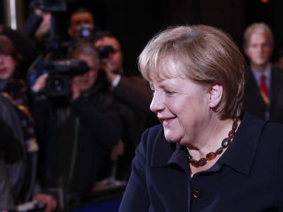 Brüssel, Samstagabend: Bundeskanzlerin Angela Merkel kommt zu einem Vorgespräch. Foto: Olivier Hoslet, epa Merkel
