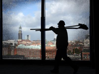 Die CDU-Pläne stoßen auf ein geteiltes Echo. Archivfoto: Marcus Brandt Bauarbeiter