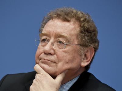 Unzufrieden: Der Präsident des Bundesrechnungshofes, Dieter Engels, kritisiert die Steuerentlastung von Schwarz-Gelb. Foto: Robert Schlesinger Bundesrechnungshof