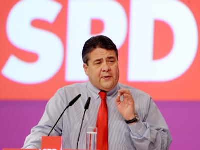 Der SPD-Vorsitzende Sigmar Gabriel: Die Sozialdemokraten sind wieder beliebter bei den Wählern. Nach einer Umfrage liegen sie bei 30 Prozentpunkten. Foto: Tim Brakemeier Sigmar Gabriel