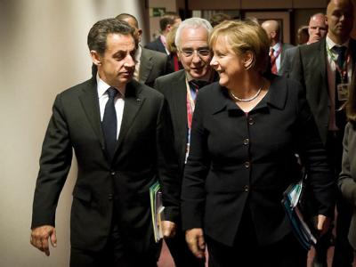 Frankreichs Staatspräsident Sarkozy und Bundeskanzlerin Merkel in Brüssel: Berlin und Paris lassen keinen Zweifel daran, dass sie bei der Eurorettung den Ton angeben. Foto: Bundesregierung/Bergmann Sarkozy und Merkel in Brüssel