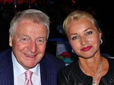 Egon Geerkens und seine Frau Edith beim Sommerfest des Bundespräsidenten im Schloss Bellevue. Foto: AEDT.de Ehepaar Geerkens