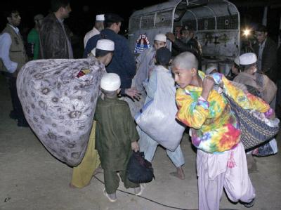 Pakistanische Koranschüler wurden von Geistlichen gefangen gehalten. Foto: STR Befreite Koranschüler