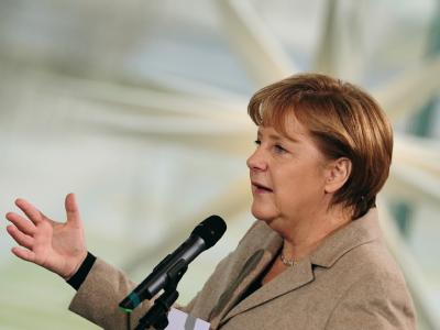 Der Widerstand gegen Rassismus und Antisemitismus ist für Kanzlerin Merkel nicht nur Aufgabe der Behörden, sondern auch der ganzen Zivilgesellschaft. Foto: Hannibal/Archiv Angela Merkel
