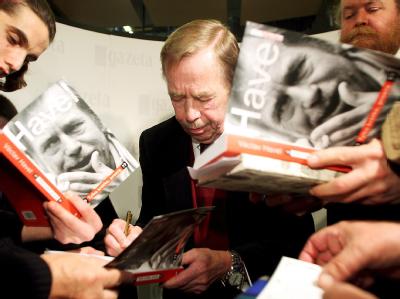 Vaclav Havel war auch erfolgreicher Autor. Foto: Tomasz Gzell Vaclav Havel
