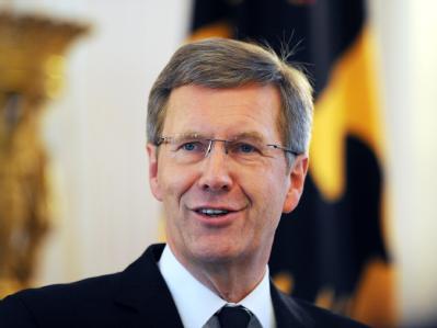 Bei den Bürgern hat Bundespräsident Wulff inzwischen an Glaubwürdigkeit eingebüßt, wie eine aktuelle Umfrage zeigt. Foto: Rainer Jensen Christian Wulff