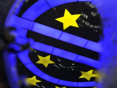 Welche Erfolge erzielen die angestrebten Reformen und Rettungsschirme, die Euro-Krise zu bewältigen? Foto: Boris Roessler Euro-Krise