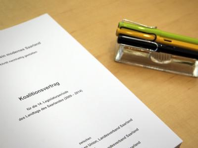 Die bundesweit erste Jamaika-Koalition im Saarland ist geplatzt. Foto: Fredrik von Erichsen Jamaika-Koalition Saarland geplatzt