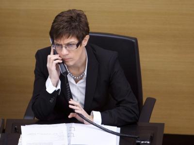 Die Ministerpräsidentin im Saarland, Annegret Kramp-Karrenbauer (CDU) im Landtag in Saarbrücken. Foto: Fredrik von Erichsen Kramp-Karrenbauer