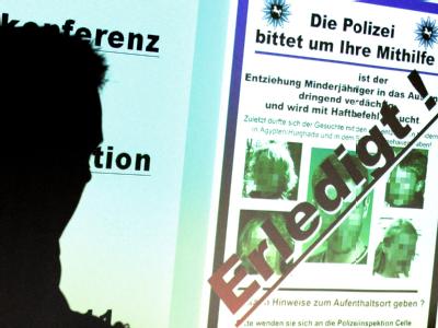 Ein Vater, der seine vier Kinder im vergangenen Jahr nach Ägypten verschleppt hat, muss sich in Lüneburg vor Gericht verantworten. Foto: Julian Stratenschulte Prozess um verschleppte Kinder