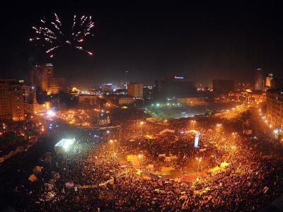 Zum Jahrestag der Revolution haben sich tausende Ägypter auf dem Tahrir-Platz in Kairo versammelt. Foto: Mohamed Omar Jahrestag der Revolution: Tausende auf Tahrir-Platz