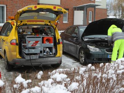 85 Prozent aller Einsätze erfolgen für Starthilfe bzw. wegen defekter Batterien. Foto: Bernd Wüstneck Fast viermal soviel Einsätze