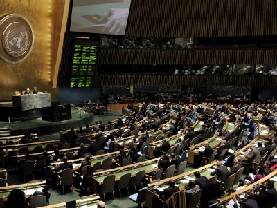 In der UN-Vollversammlung in New York stimmten 137 der vertretenen 166 Staaten für eine Resolution, die ein Ende der Gewalt und demokratische Reformen fordert. Foto: Justin Lake UN-Vollversammlung