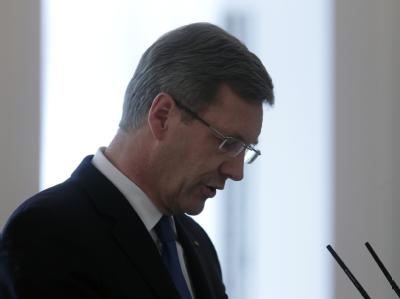 Bundespräsident Christian Wulff gibt seinen Rücktritt bekannt. Foto: Michael Kappeler Christian Wulff