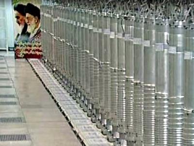 Laut einem IAEA-Bericht hat das Land die Zahl der leistungsfähigen Zentrifungen in der unterirdischen Anlage Fordo verdoppelt und mehr als 100 Kilogramm höher angereichertes Uran hergestellt. Foto: Iranisches Fernsehen IRIB/Symbolbild Iranische Atomanlage
