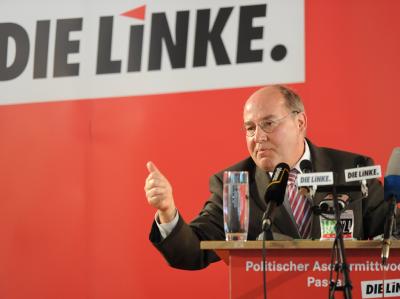 Gregor Gysi, Fraktionsvorsitzender der Linken im Bundestag, spricht bei der Veranstaltung der Linken in Tiefenbach. Foto: Marc Müller Gregor Gysi