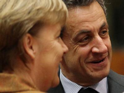 Ist die Krise nun vorbei oder nicht? Kanzlerin Merkel und Frankreichs Präsident Sarkozy sind da unterschiedlicher Meinung. Foto: Oliver Hoslet Merkel und Sarkozy