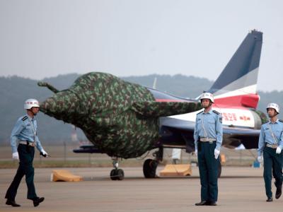 China profiliert sich immer mehr als Waffenexporteur. Vor allem Pakistan hat chinesische Rüstungsgüter wie Schiffe und Kampfflugzeuge gekauft. Foto: Ym Yik Chinesisches Stealth-Kampfflugzeug