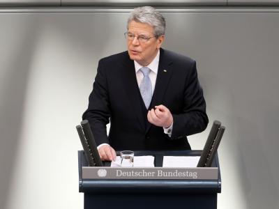 Bundespräsident Joachim Gauck hält seine erste wichtige Rede als Bundespräsident vor Vertretern von Bundestag und Bundesrat. Foto: Michael Kappeler Rede