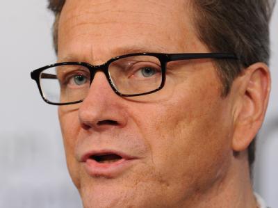 Bundesaußenminister Guido Westerwelle: «Die Sanktionspolitik wird nur erfolgreich sein, wenn sich möglichst viele Staaten daran beteiligen. Deswegen ist diese Debatte über militärische Szenarien kontraproduktiv.» Foto: Andreas Gebert/Archiv Guido Westerwelle