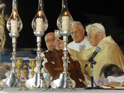 Papst Benedikt bei einer Messe in Santiago de Cuba. Foto: Osservatore Romano Papst Benedikt in Kuba