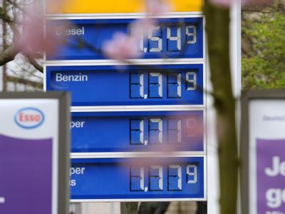 Tankstelle in Kassel mit Höchstpreisen. Foto: Uwe Zucchi Benzinpreise