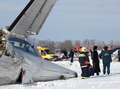 Ein Flugzeug mit 43 Menschen ist in Sibirien abgestürzt. Foto: Russian Emergency Ministry Absturz bei Tjumen