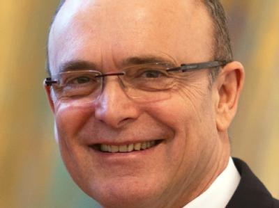 Der Ministerpräsident von Mecklenburg-Vorpommern, Erwin Sellering (SPD), dringt auf eine Angleichung der Rentensysteme in Ost und West. Foto: Jens Büttner Erwin Sellering