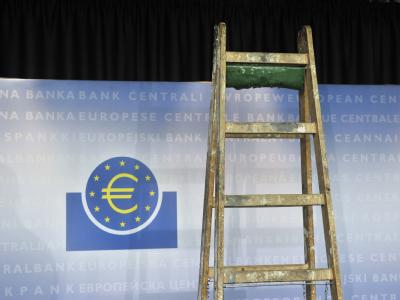 Der Streit um den Fiskalpakt wird zum Rennen gegen die Zeit. Auch beim Spitzentreffen im Kanzleramt wird es noch keine Einigung geben. Foto: Boris Roessler Fiskalpakt