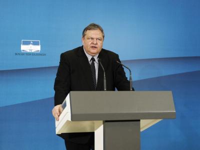 Sozialistenchef Evangelos Venizelos verkündet, dass die Koalitionsgespräche vorerst gescheitert sind. Foto: Alkis Konstantinidis Evangelos Venizelos