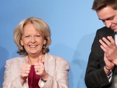 Hannelore Kraft lässt sich in Düsseldorf feiern. Foto: Michael Kappeler Hannelore Kraft