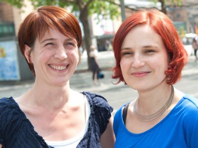 Nach Lafontaines Verzicht fordern eine junge Mutter und die NRW-Wahlverliererin den Kandidaten Bartsch heraus. Ihre Chancen stehen nicht schlecht. Foto: Jochen Lübke Doppelspitze
