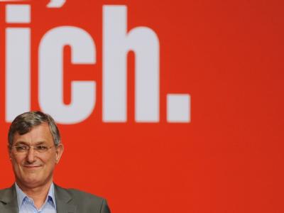 Bernd Riexinger, neuer Vorsitzender der Partei Die Linke beim Parteitag der Linken in der Lokhalle in Göttingen. Foto: Julian Stratenschulte Bernd Riexinger