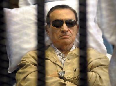 Das Urteil im Prozess gegen Ägyptens Ex-Präsident Mubarak und frühere Spitzen des Sicherheitsapparats ist für viele Menschen mehr als unbefriedigend. Foto: STR Mubarak