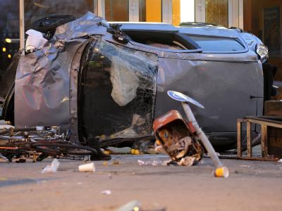 Bei dem Unfall in Hamburg-Eppendorf kamen 2011 vier Menschen ums Leben, drei weitere wurden verletzt. Foto: Fabian Bimmer Prozess gegen Todesfahrer von Eppendorf
