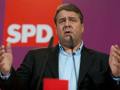 Mit seinem Rentenkonzept will SPD-Chef Gabriel seine Partei für das Wahljahr in die Offensive bringen. Foto: Tim Brakemeier/ Archiv Sigmar Gabriel