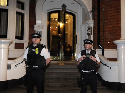 Botschaft von Ecuador in London: Hier hat Wikileaks-Gründer Julian Assange politisches Asyl beantragt. Foto Facundo Arrizabalaga Botschaft von Ecuador