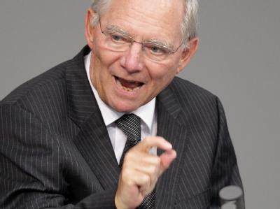 Bundesfinanzminister Wolfgang Schäuble spricht vor dem Deutschen Bundestag. Foto: Wolfgang Kumm / Archiv Finanzminister Schäuble