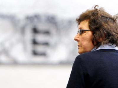 Die ehemalige RAF-Terroristin Verena Becker im Gerichtssaal des Oberlandesgerichts in Stuttgart. Foto: Bernd Weißbrod / Archiv Verena Becker