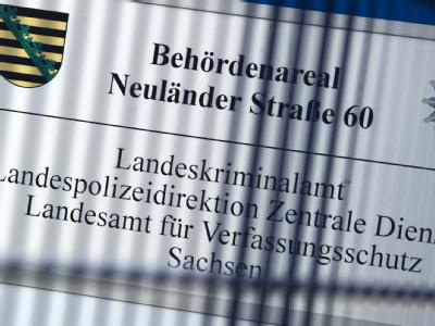 Das Behördenareal Neuländer Straße 60, mit dem Landeskriminalamt, der Landespolizeidirektion Zentrale Dienste, dem Landesamt für Verfassungsschutz Sachsen und dem Staatsbetrieb Sächsische Informatikdienste. Foto: Arno Burgi Verfassungsschutz Sachsen