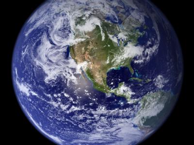 Westliche Hemispähre der Erdkugel: Beim Petersberger Dialog soll vor allem die UN-Klimakonferenz Ende des Jahres in Katar vorbereitet werden. Foto: NASA Westliche Hemispähre der Erdkugel