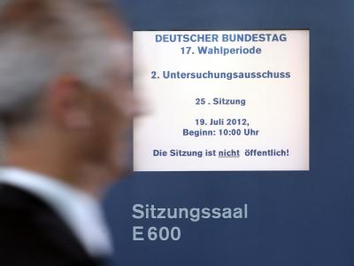 Im Paul-Löbe-Haus in Berlin tagt der NSU-Untersuchungsausschusses des Bundestages. Foto: Wolfgang Kumm NSU-Untersuchungsausschuss